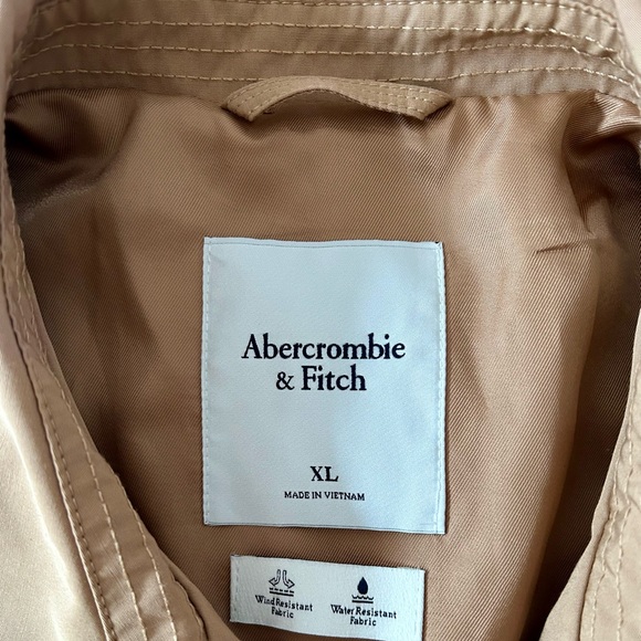 Abercrombie & Fitch Relaxed Short Trench Coat. XL - Picture 4 of 11